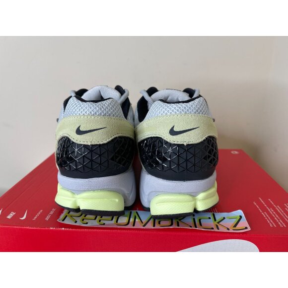 Nike Zoom Vomero 5 Barely Volt Metallic Platinum Mens 10us - Picture 5 of 8